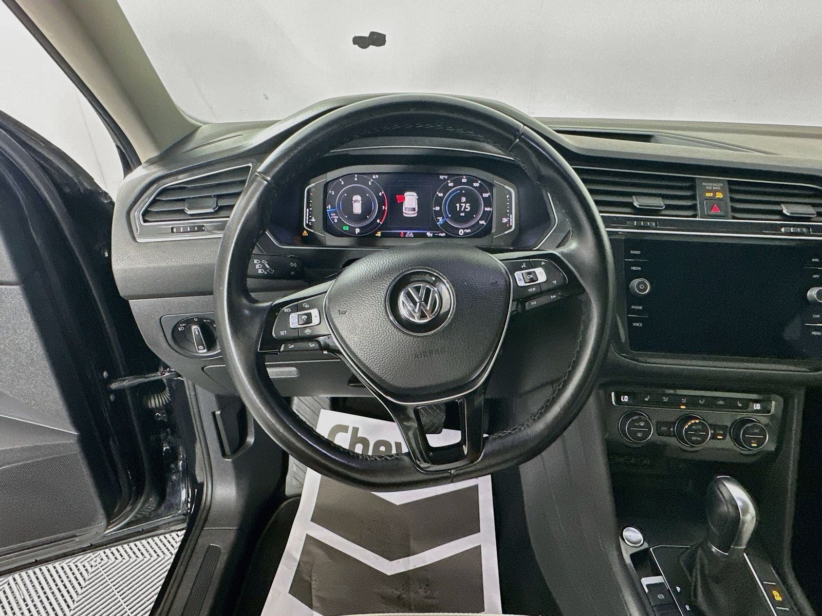 2019 Volkswagen Tiguan 2.0T SEL