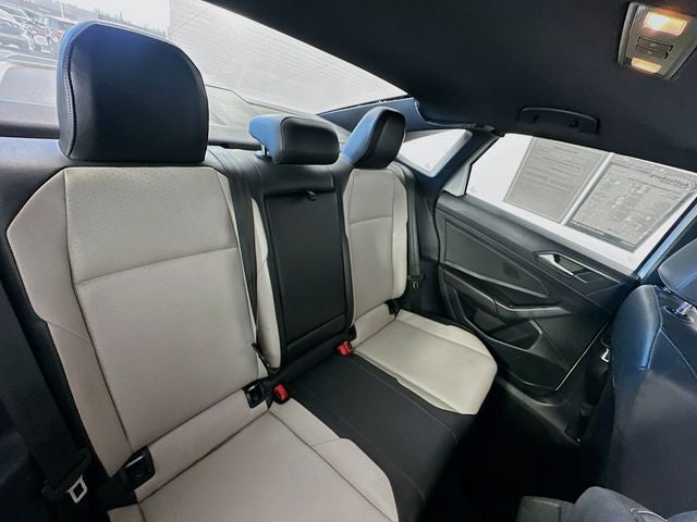 2019 Volkswagen Jetta R-Line