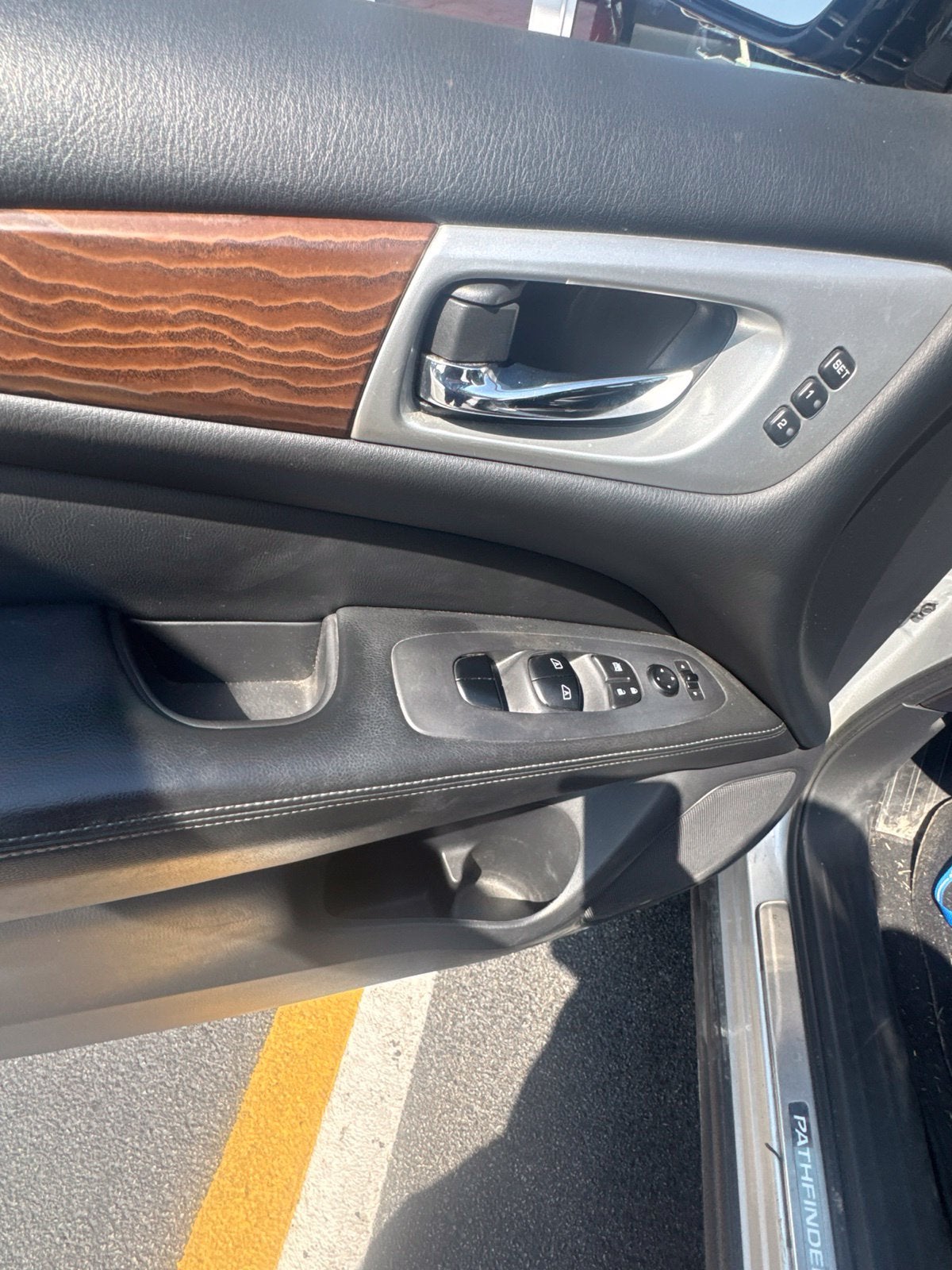 2017 Nissan Pathfinder Platinum