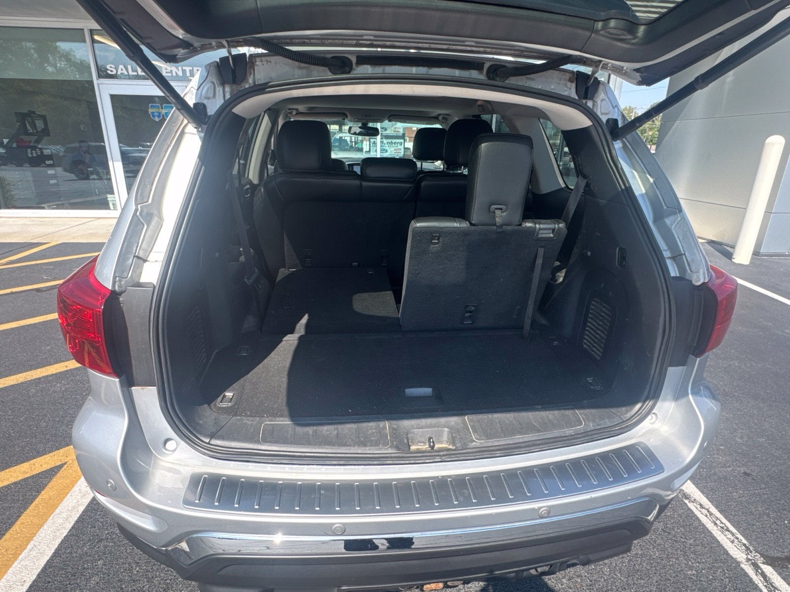 2017 Nissan Pathfinder Platinum