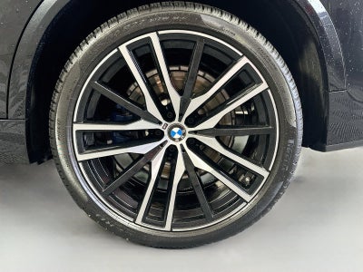 2021 BMW X5 M50i