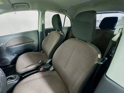 2012 Mitsubishi i-MiEV SE