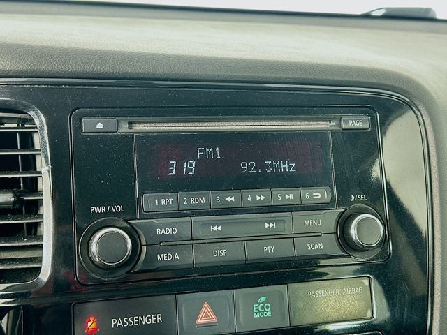 2014 Mitsubishi Outlander ES