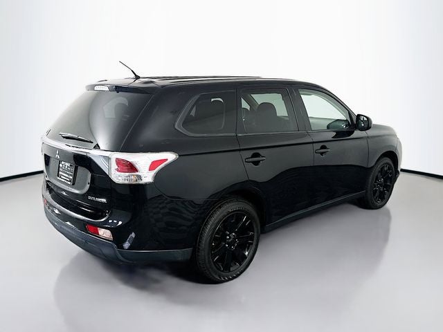 2014 Mitsubishi Outlander ES