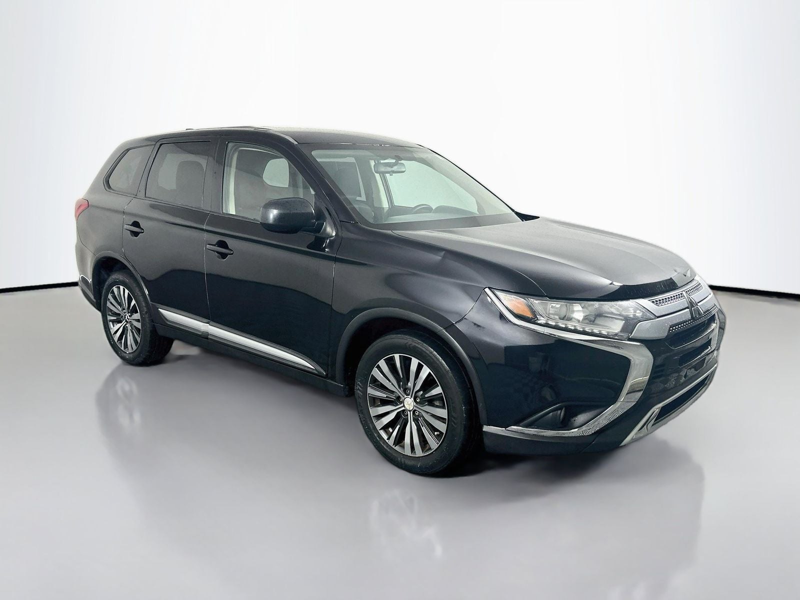 2020 Mitsubishi Outlander ES