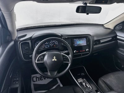 2020 Mitsubishi Outlander ES