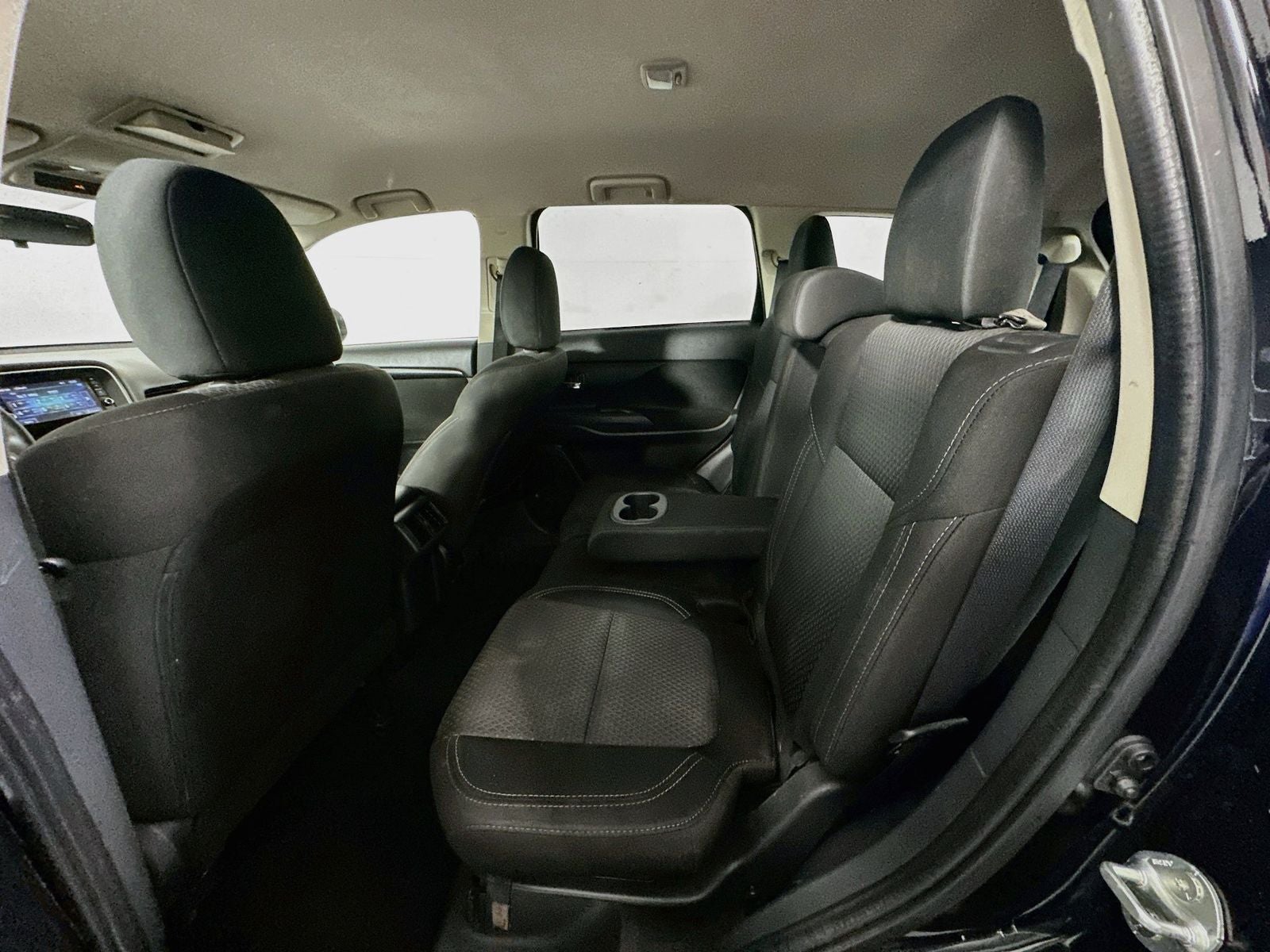 2020 Mitsubishi Outlander ES