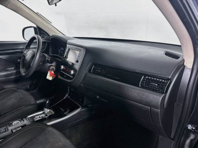 2020 Mitsubishi Outlander ES