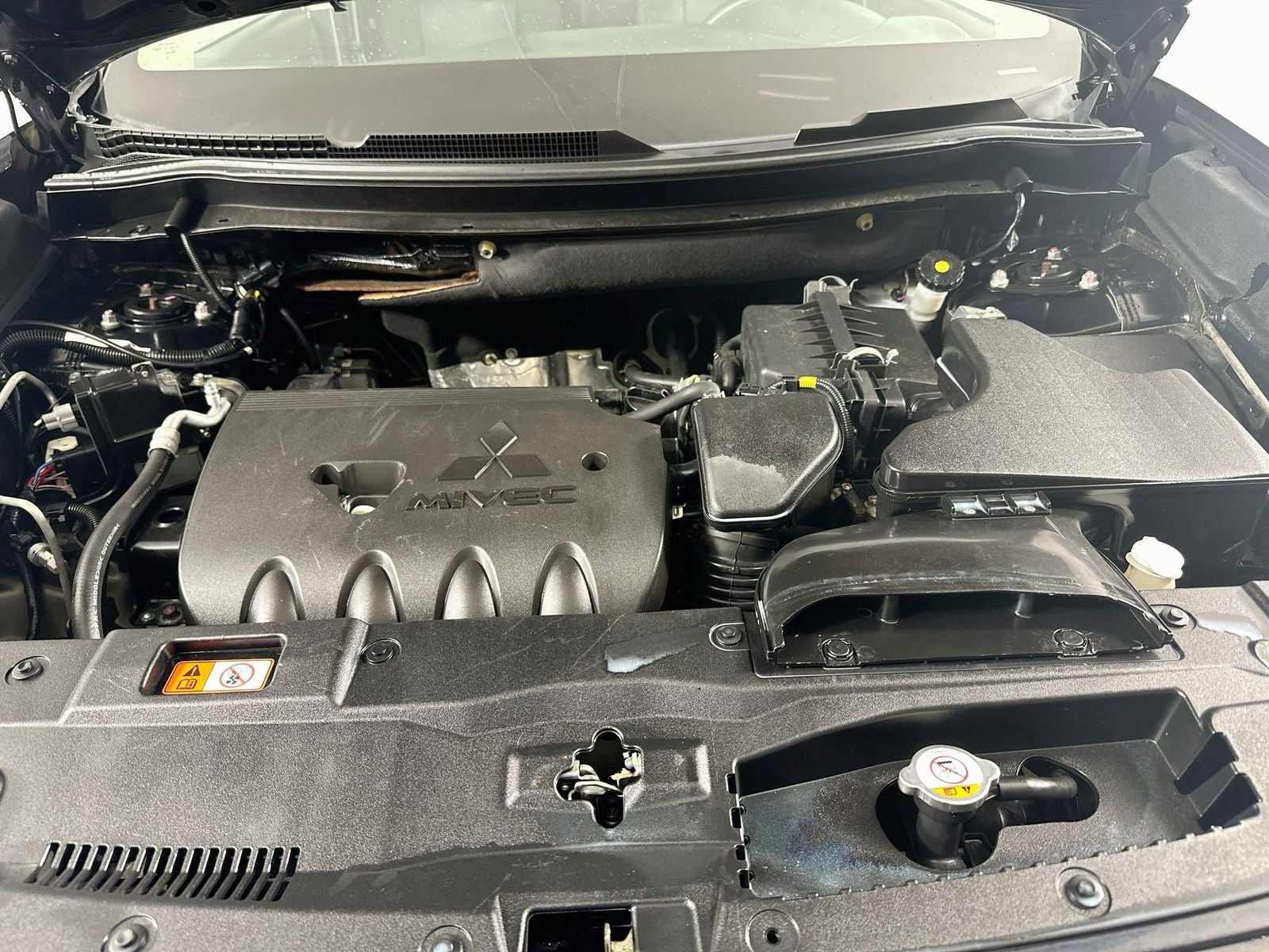 2020 Mitsubishi Outlander ES