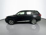 2020 Mitsubishi Outlander ES
