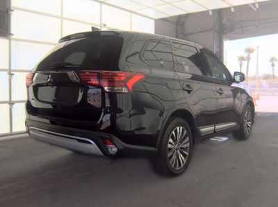 2020 Mitsubishi Outlander ES
