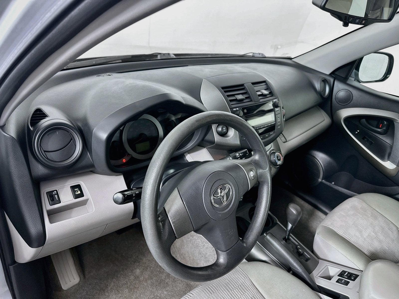 2009 Toyota RAV4 Base