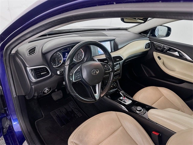 2018 INFINITI QX30 ESSENTIAL