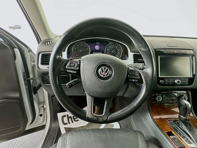 2013 Volkswagen Touareg VR6 FSI Lux