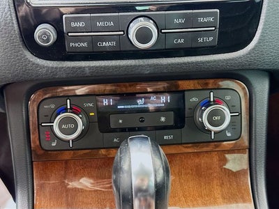 2013 Volkswagen Touareg VR6 FSI Lux