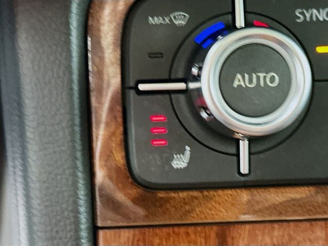 2013 Volkswagen Touareg VR6 FSI Lux