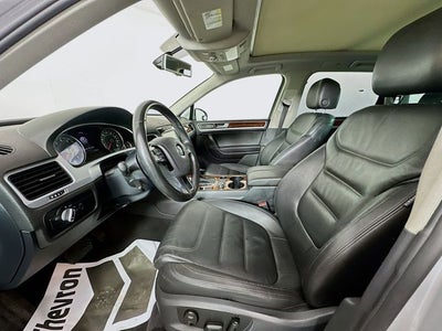 2013 Volkswagen Touareg VR6 FSI Lux