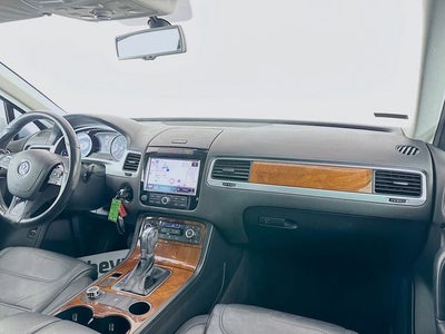 2013 Volkswagen Touareg VR6 FSI Lux