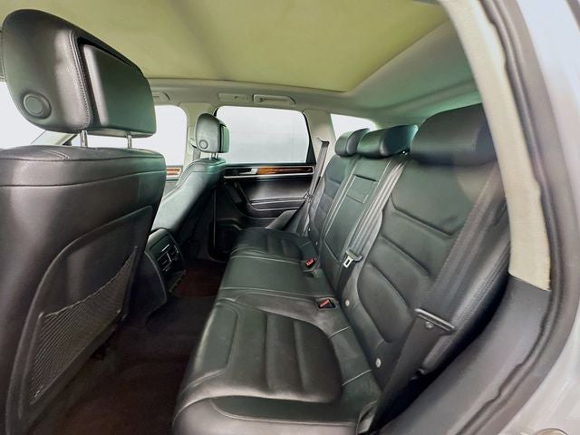 2013 Volkswagen Touareg VR6 FSI Lux