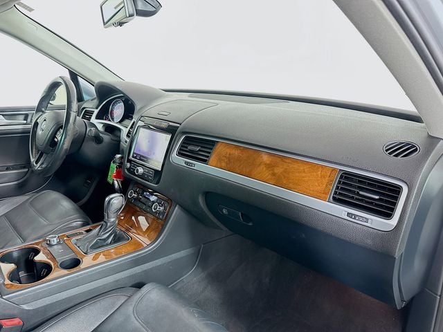 2013 Volkswagen Touareg VR6 FSI Lux