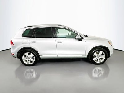 2013 Volkswagen Touareg VR6 FSI Lux