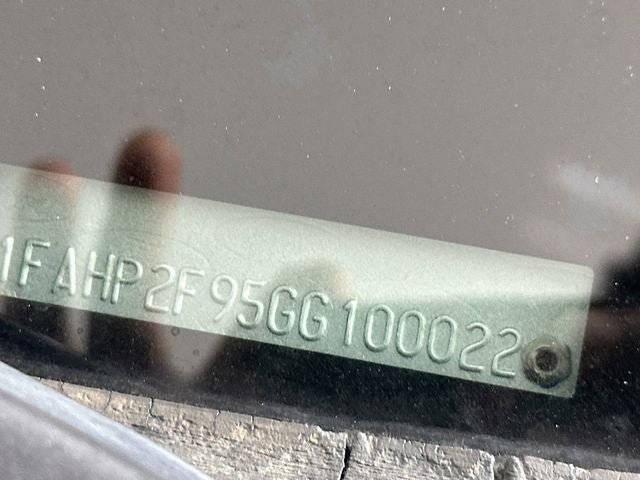 2016 Ford Taurus Limited