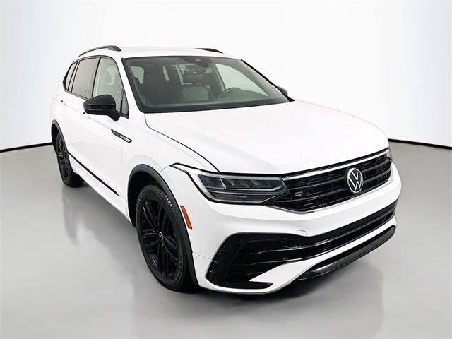 2022 Volkswagen Tiguan 2.0T SE R-Line Black