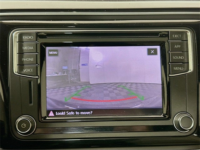 2018 Volkswagen Beetle 2.0T SE