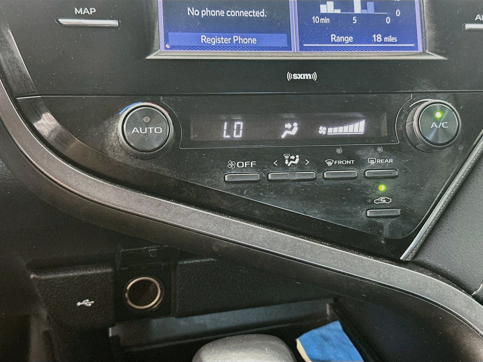 2020 Toyota Camry SE Nightshade