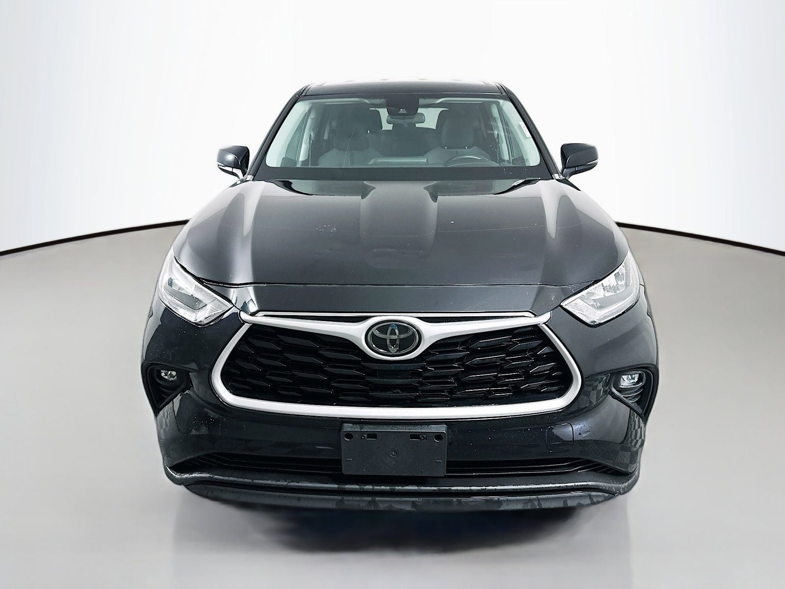 2020 Toyota Highlander LE
