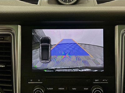 2018 Porsche Macan Base