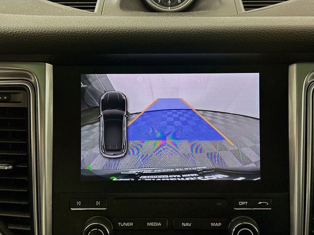 2018 Porsche Macan Base