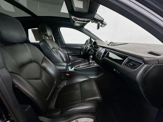 2018 Porsche Macan Base