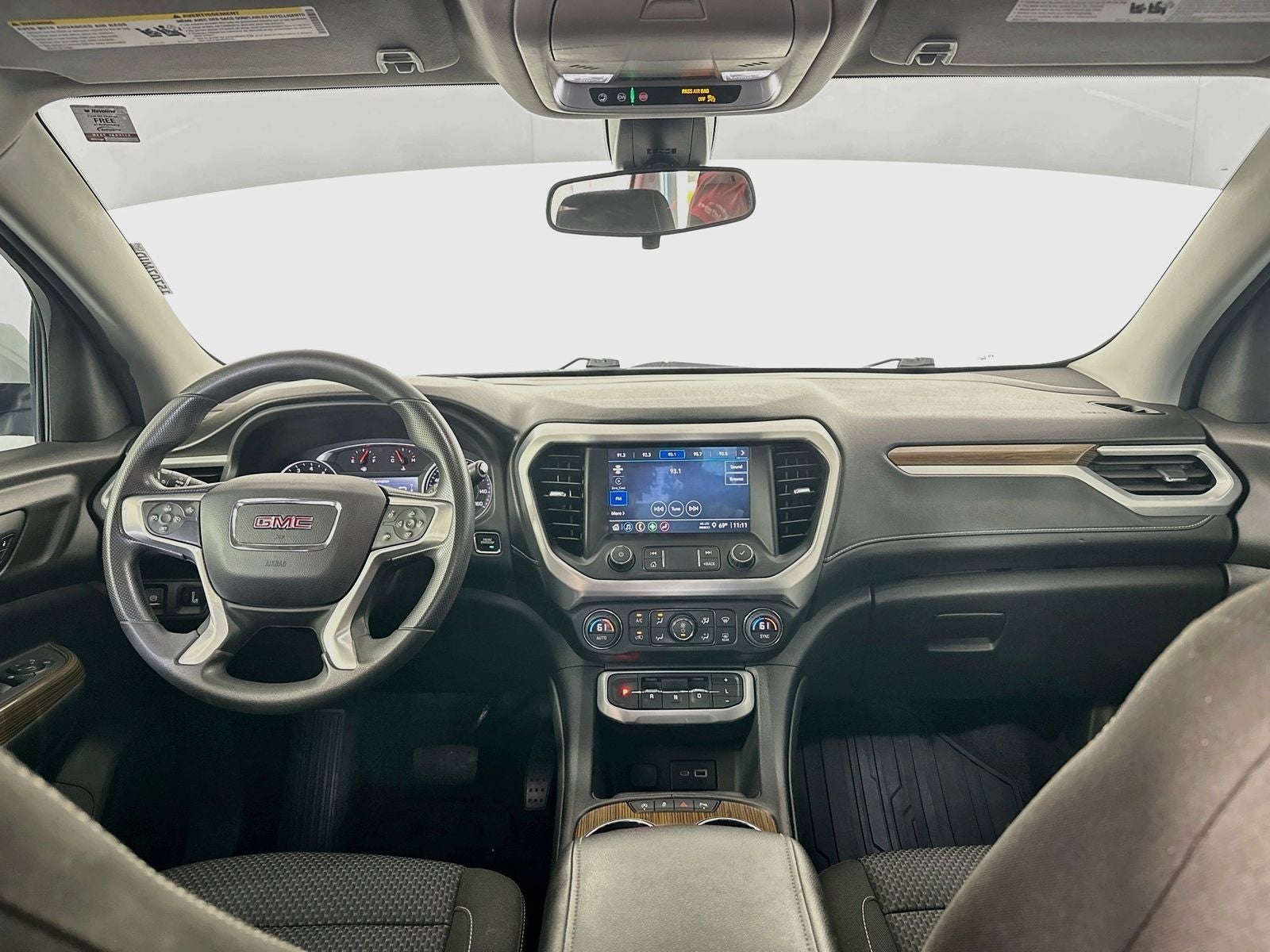 2022 GMC Acadia SLE
