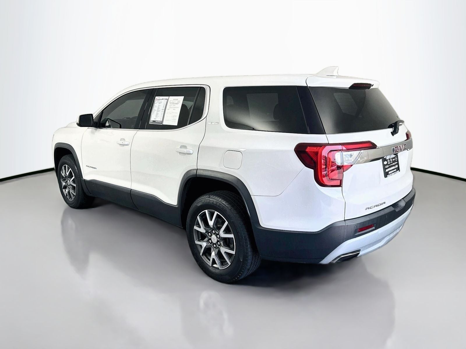 2022 GMC Acadia SLE