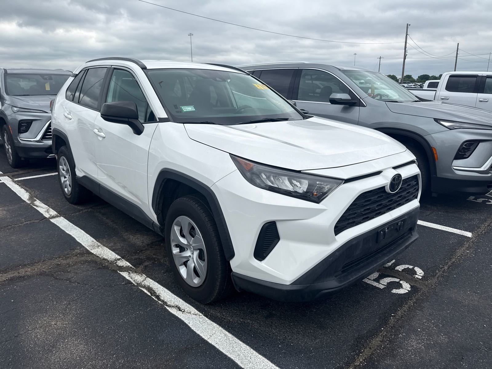 2021 Toyota RAV4 LE
