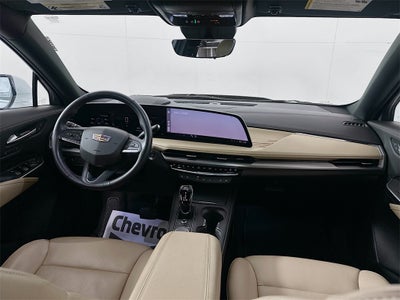 2024 Cadillac XT4 Premium Luxury