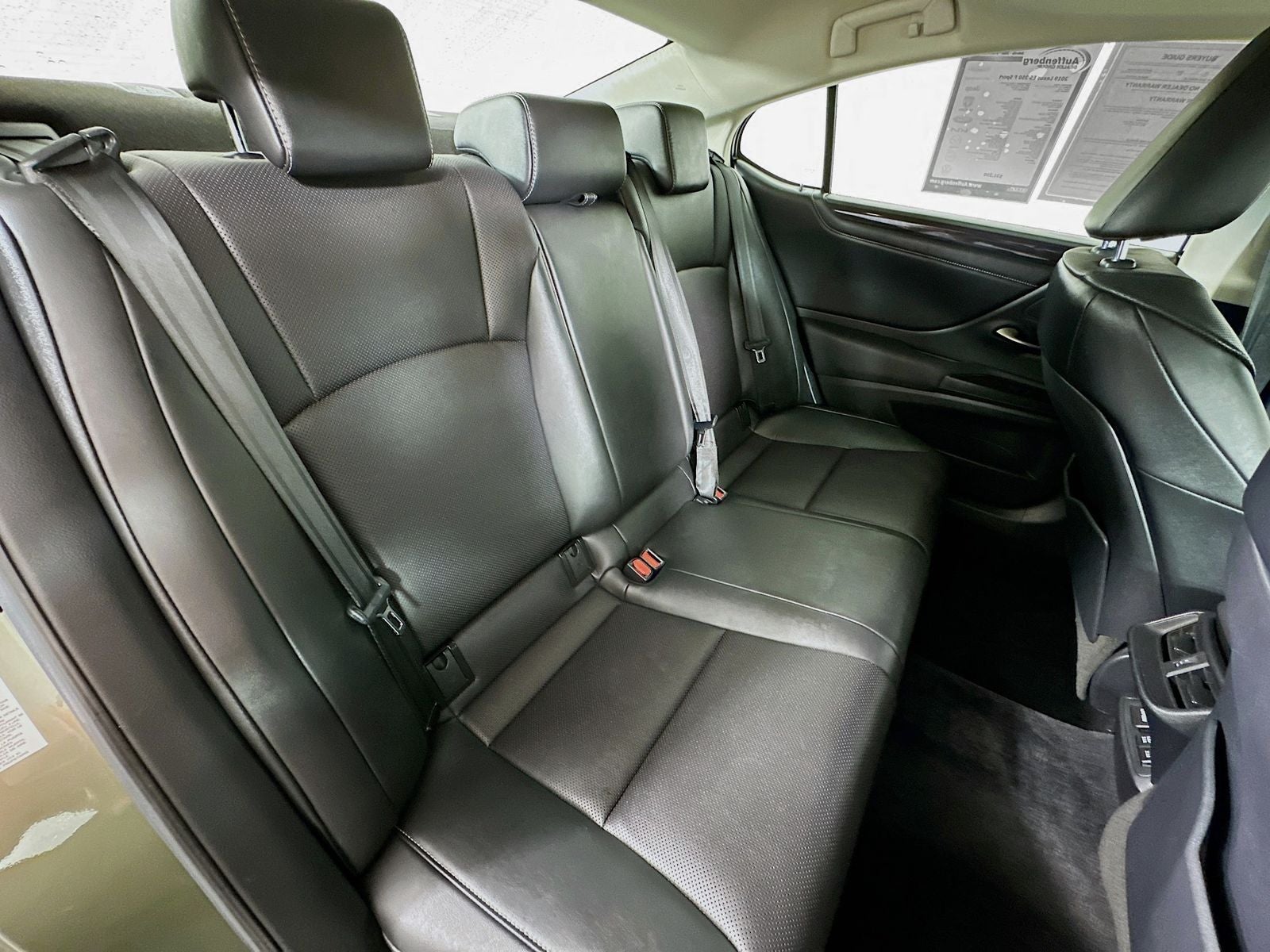 2019 Lexus ES 350