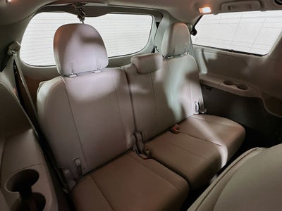 2017 Toyota Sienna L 7 Passenger