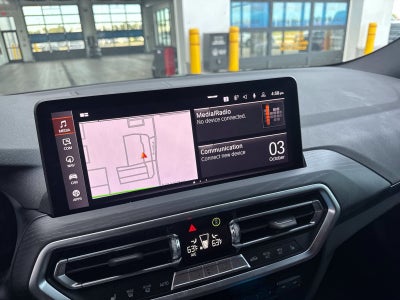 2023 BMW X4 xDrive30i