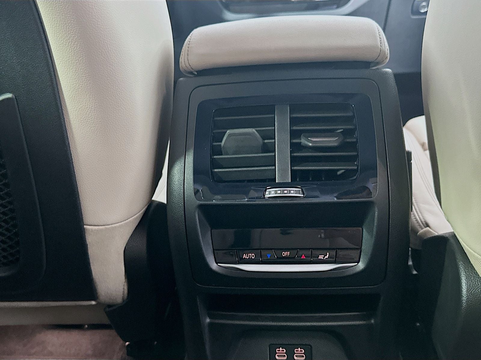2022 BMW X3 M40i