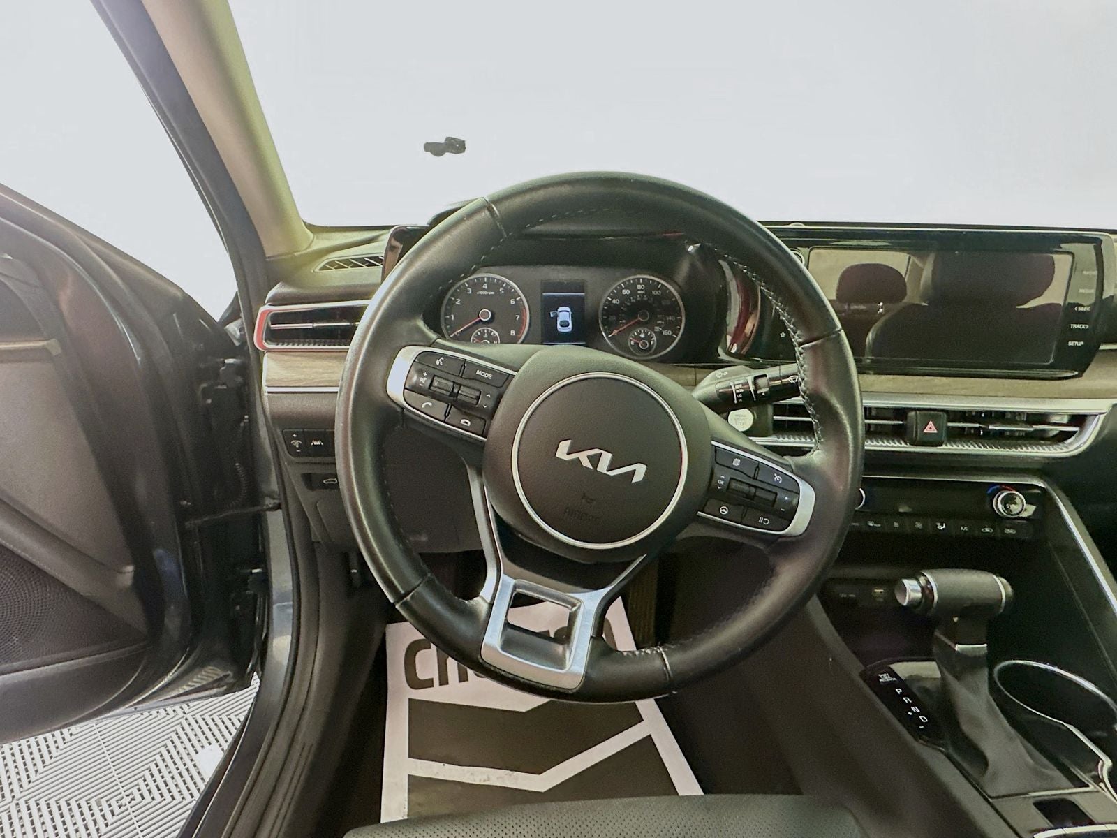 2023 Kia K5 EX