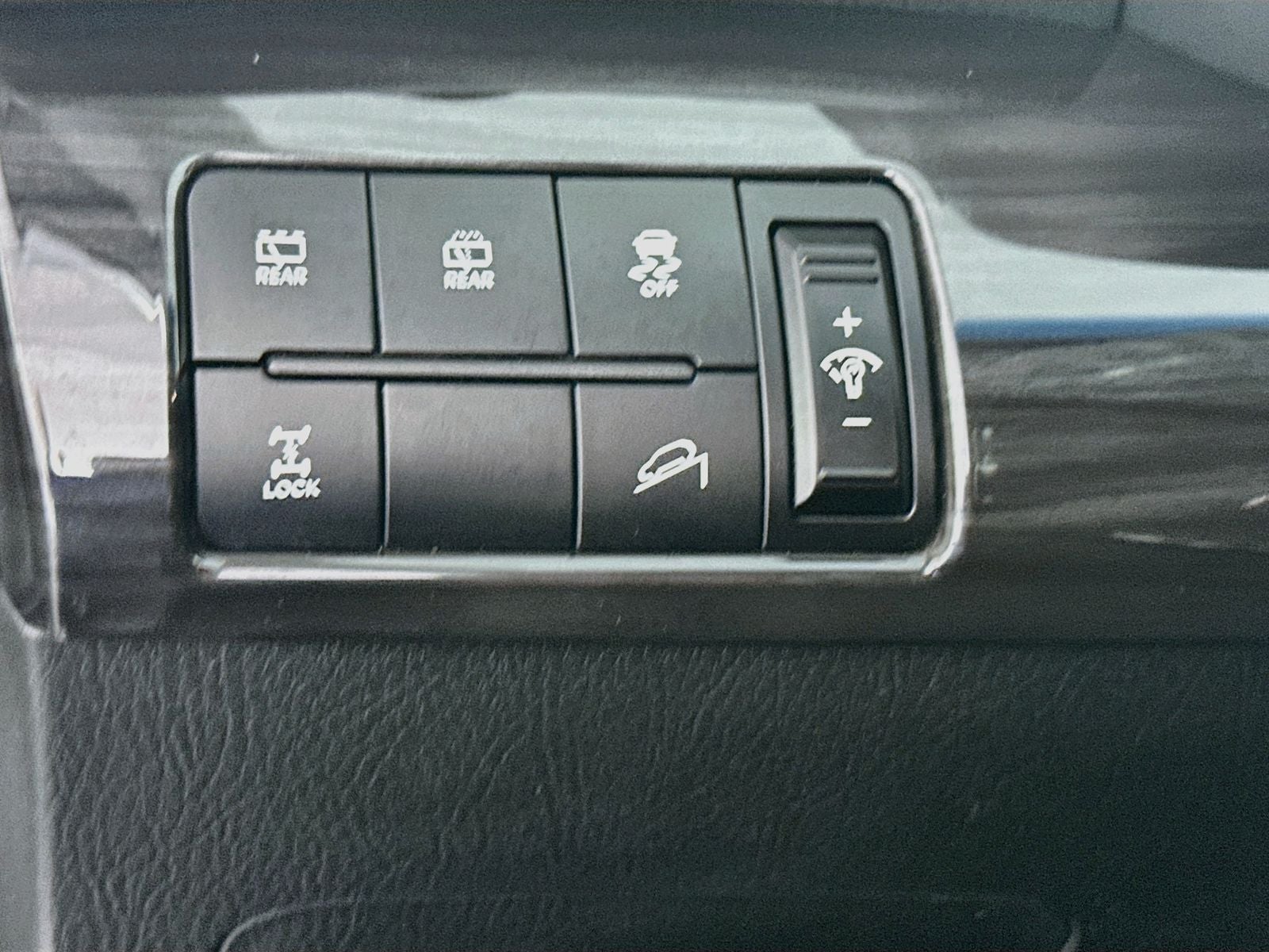 2011 Kia Sorento LX