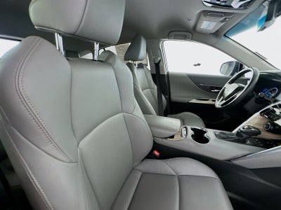 2023 Toyota Venza XLE