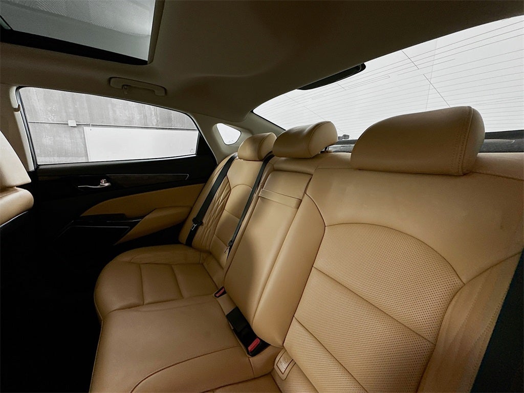 2020 Kia Cadenza Limited