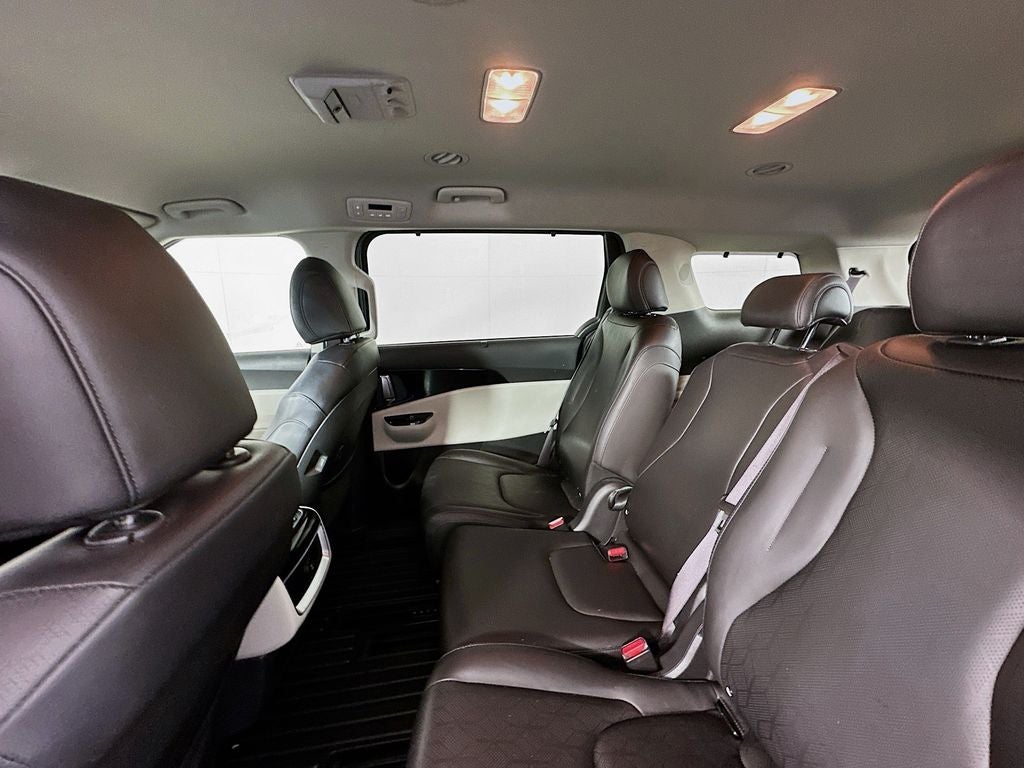 2022 Kia Carnival EX