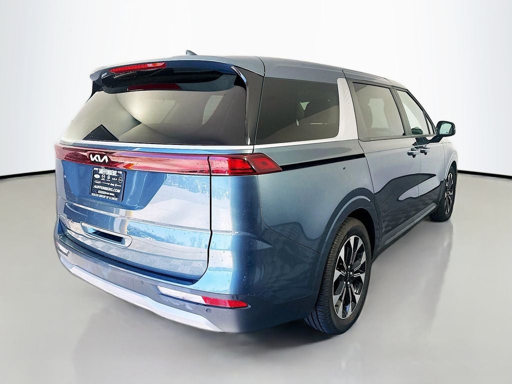 2022 Kia Carnival EX