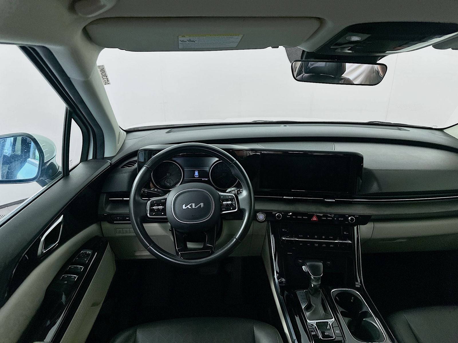 2023 Kia Carnival EX