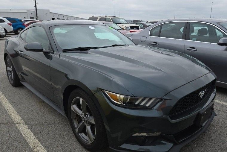 2016 Ford Mustang V6