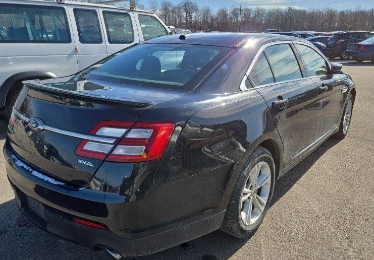 2018 Ford Taurus SEL